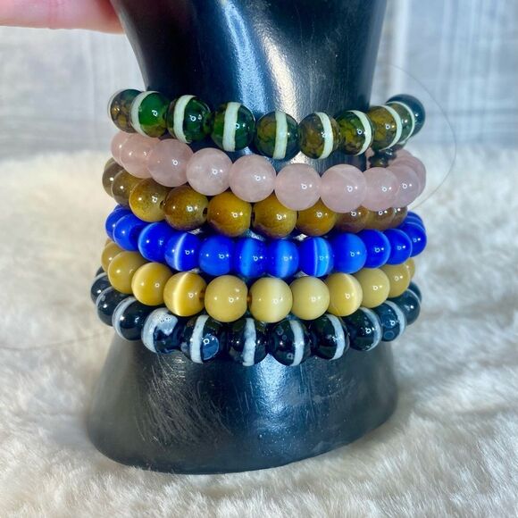 Multicolor Beaded Stretch Bracelet Set one Size Fits Most - Picture 2 of 6